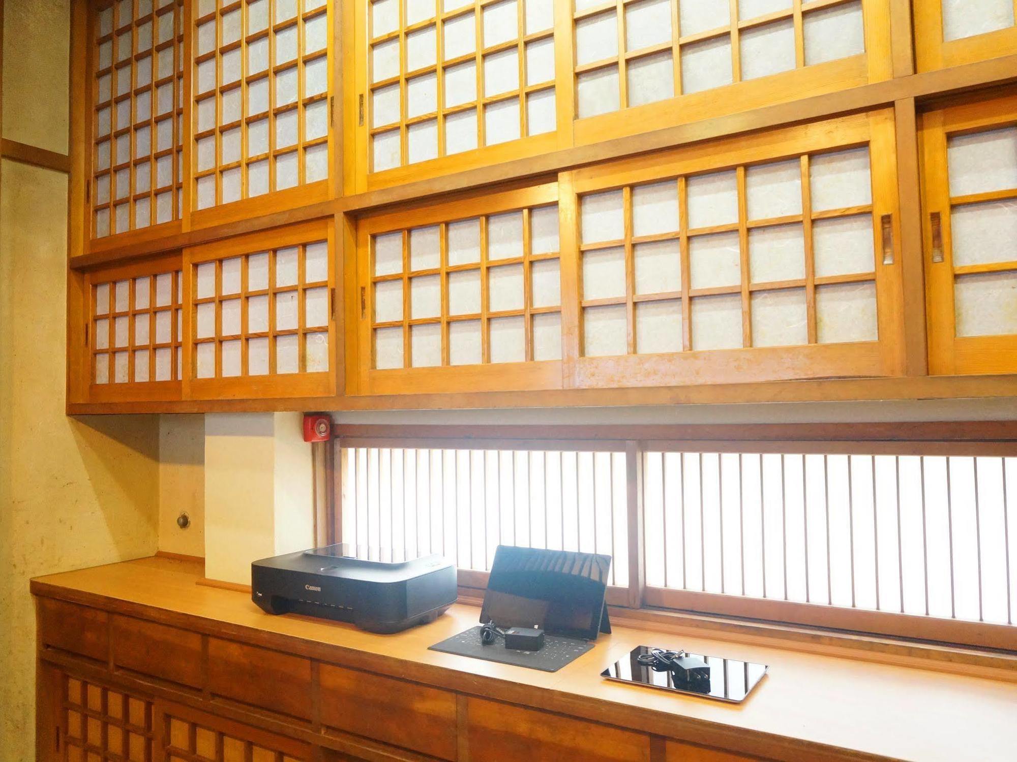 Lodging A Takayama Такаяма Екстер'єр фото